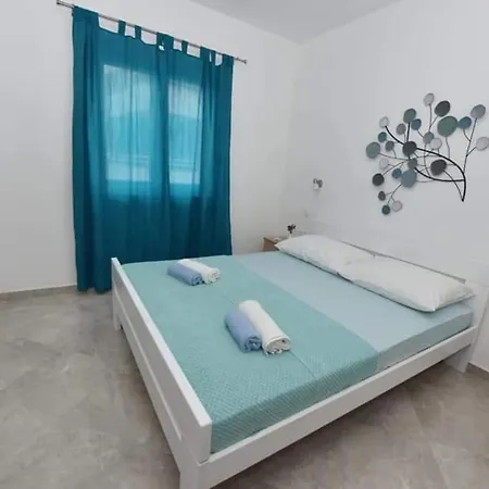 Ana - One Bedroom A1 スリマ